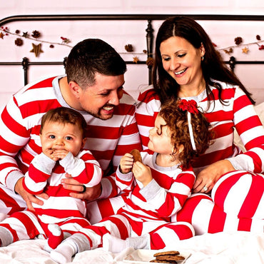 Pigiama Natale Famiglia Righe Bianche e Rosse