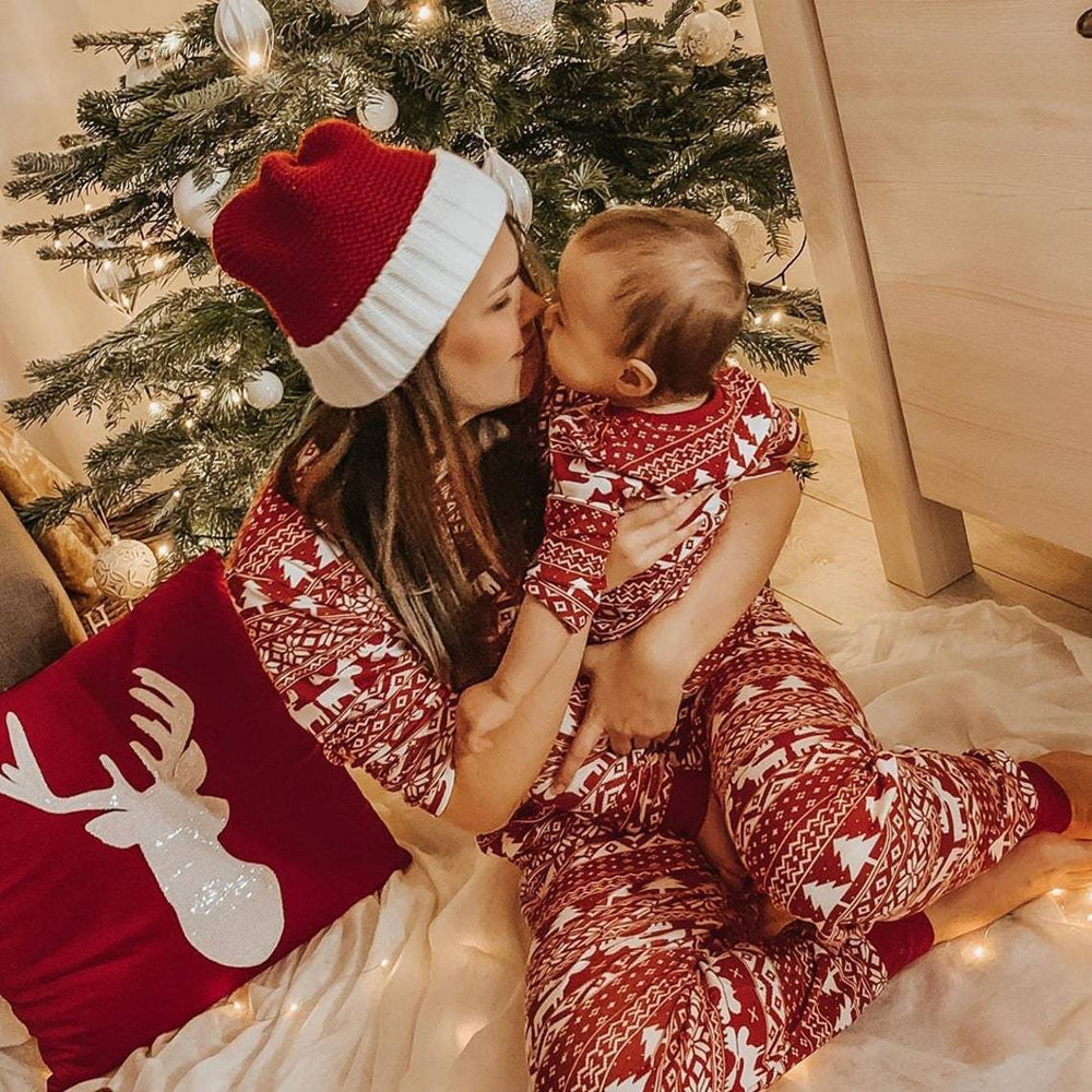 Pigiama Natale Famiglia Rosso con fantasie bianche